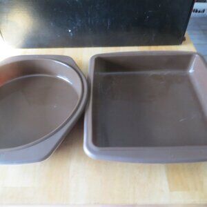 2pc Crofton Silicone Bakeware, Brown